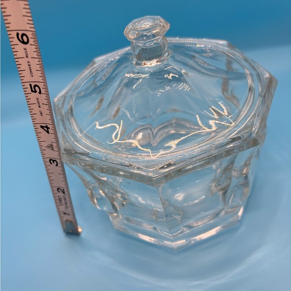 Vintage Clear Indiana Glass (Heavy) Octagonal Candy Dish Bowl With Lid - Picture 7 of 7